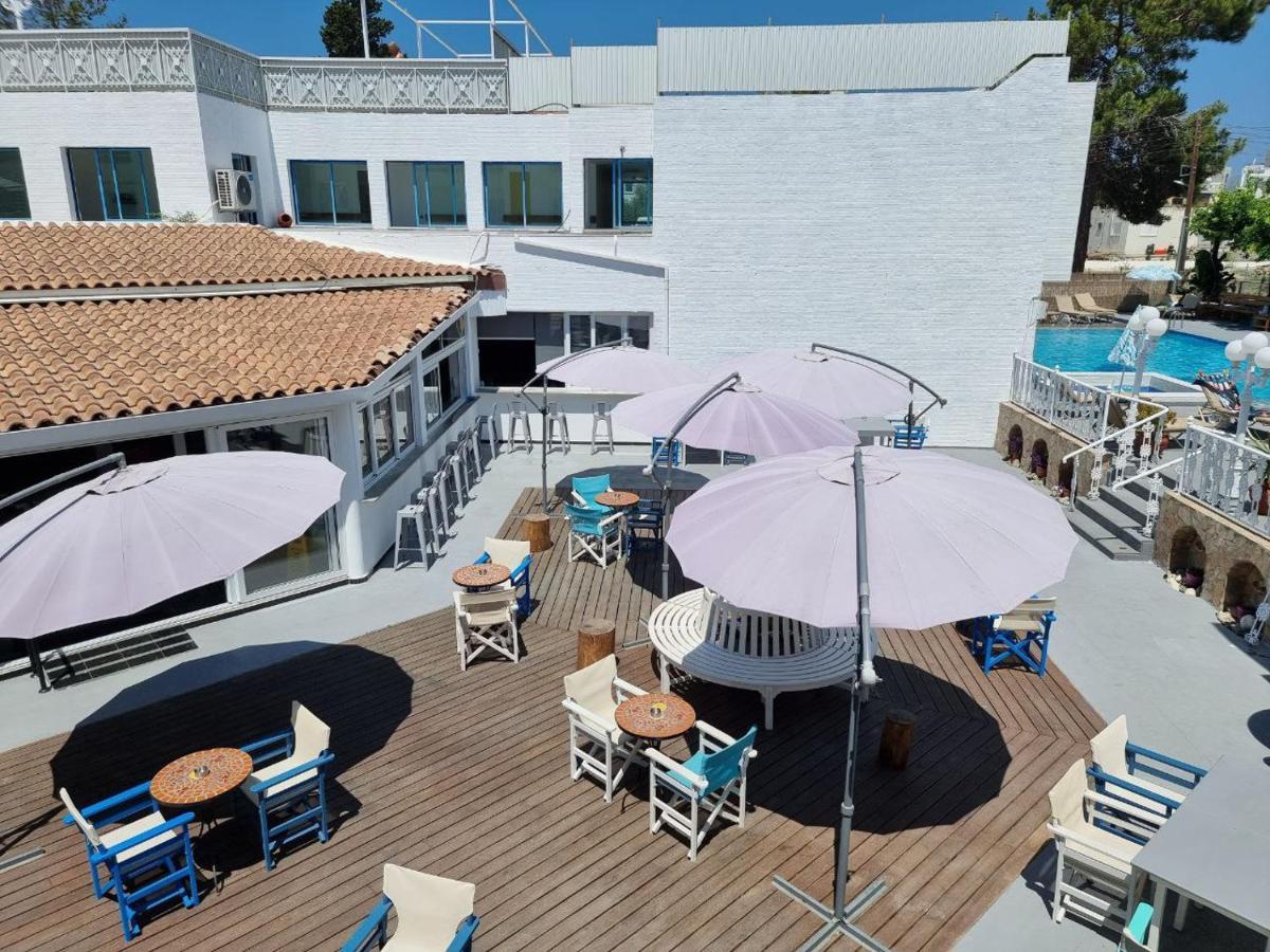 Nereus Hotel Paphos Eksteriør bilde